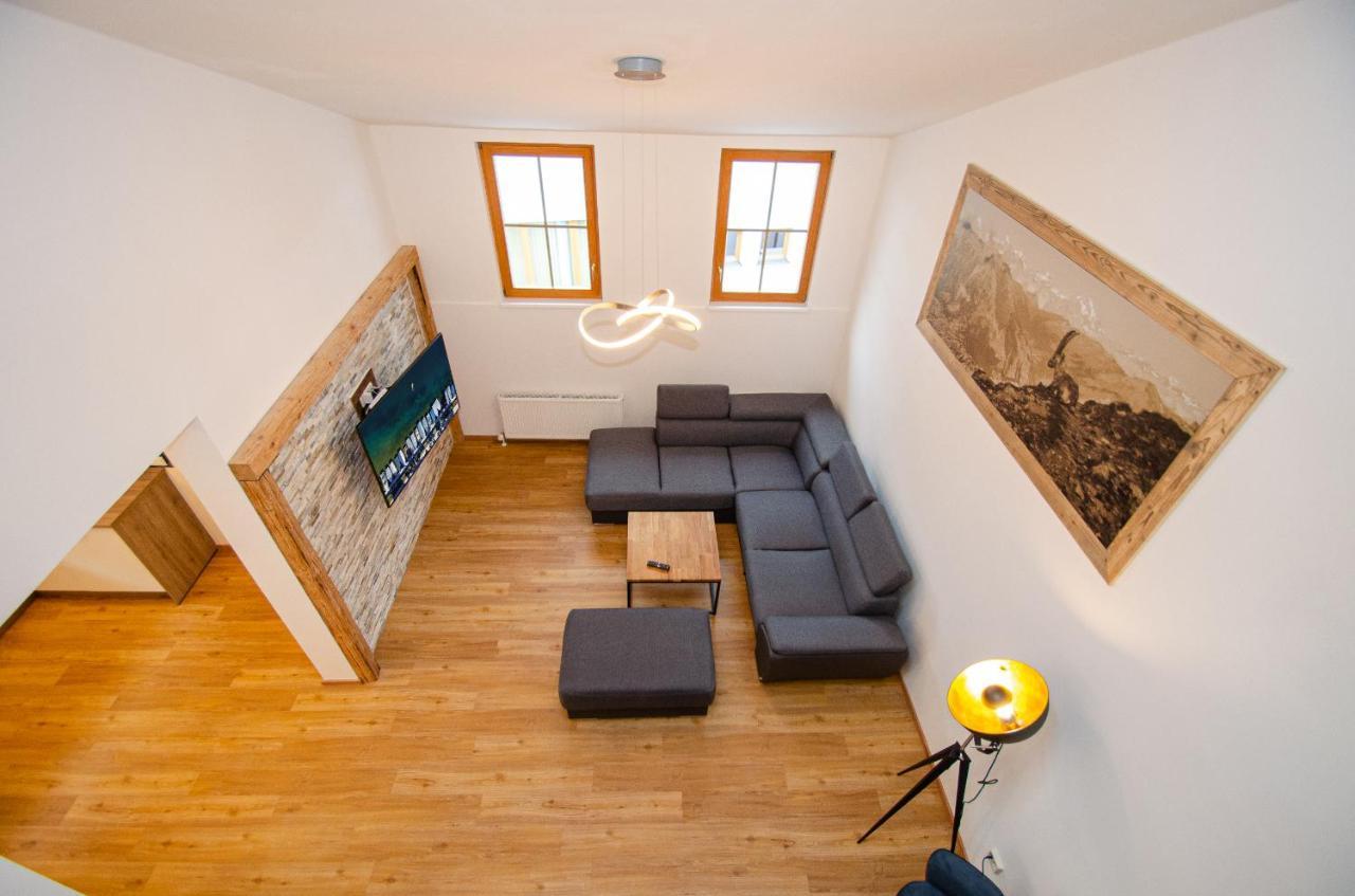 Appartementhaus Zell City By All In One Apartments เซลล์อัมเซ ภายนอก รูปภาพ