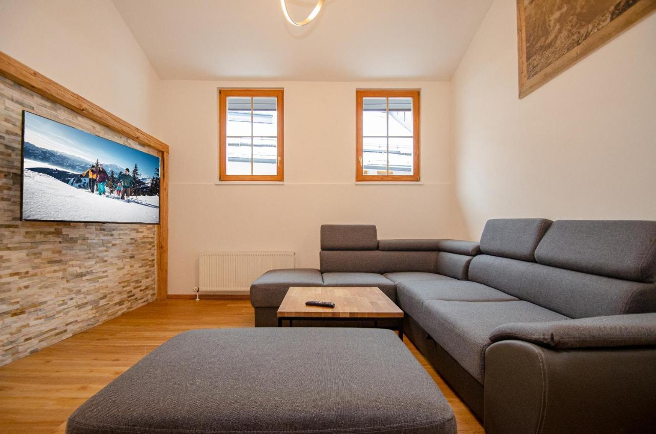 Appartementhaus Zell City By All In One Apartments เซลล์อัมเซ ภายนอก รูปภาพ