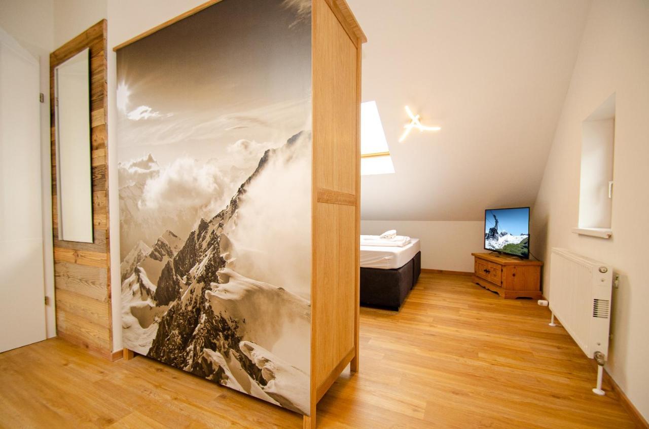 Appartementhaus Zell City By All In One Apartments เซลล์อัมเซ ภายนอก รูปภาพ