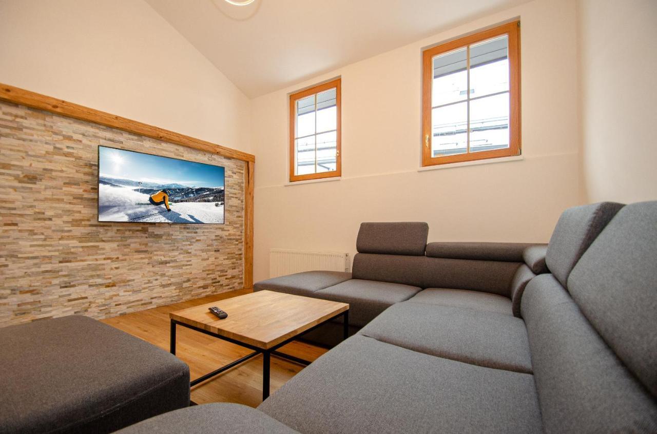 Appartementhaus Zell City By All In One Apartments เซลล์อัมเซ ภายนอก รูปภาพ