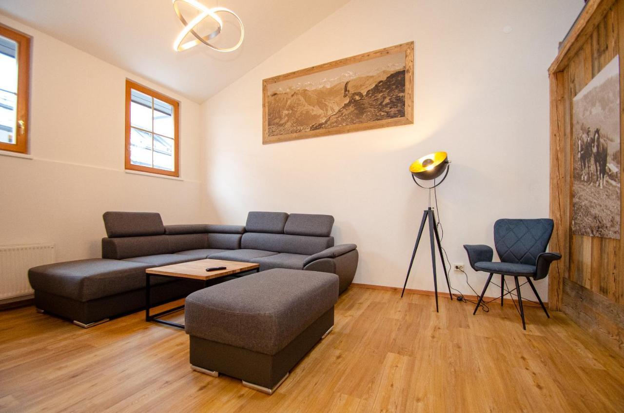Appartementhaus Zell City By All In One Apartments เซลล์อัมเซ ภายนอก รูปภาพ