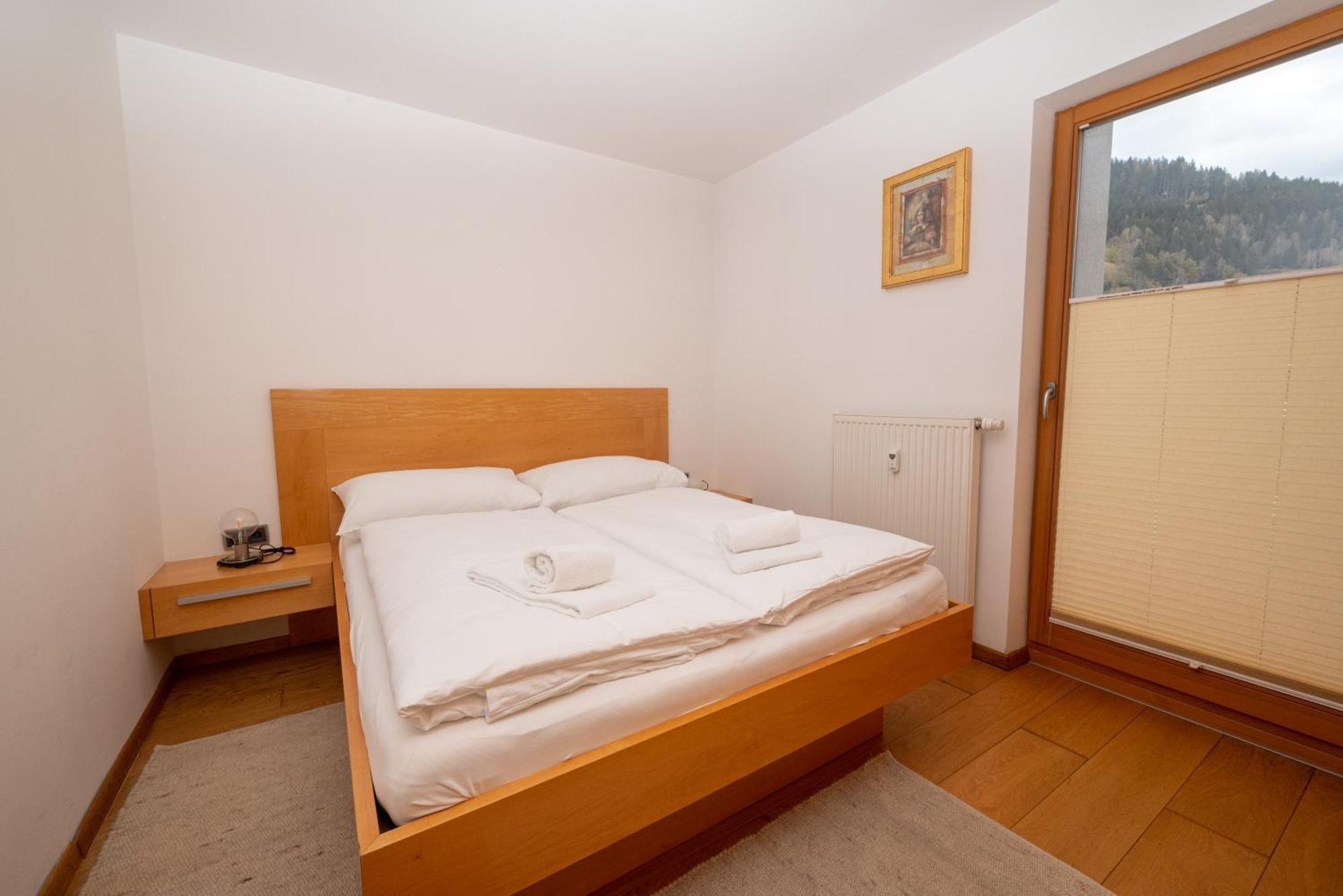 Appartementhaus Zell City By All In One Apartments เซลล์อัมเซ ภายนอก รูปภาพ
