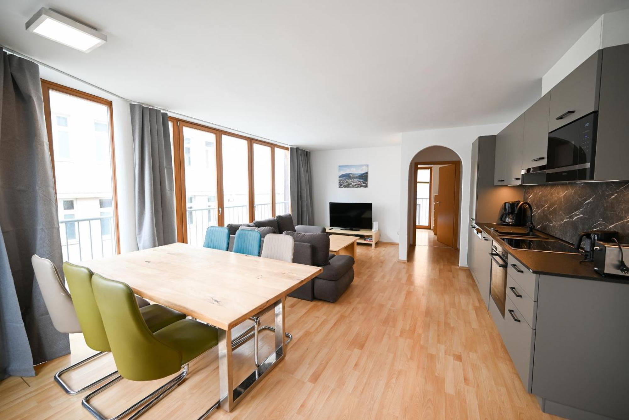 Appartementhaus Zell City By All In One Apartments เซลล์อัมเซ ภายนอก รูปภาพ