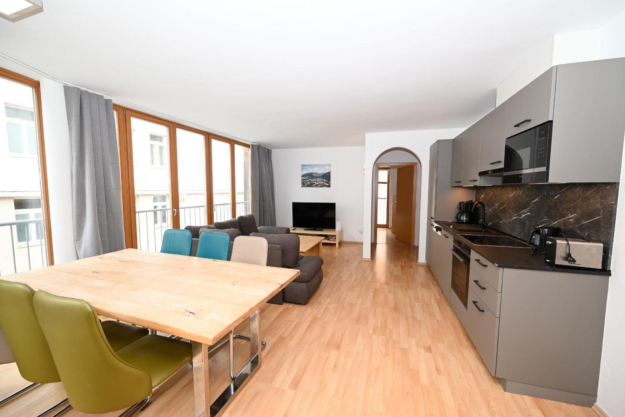 Appartementhaus Zell City By All In One Apartments เซลล์อัมเซ ภายนอก รูปภาพ