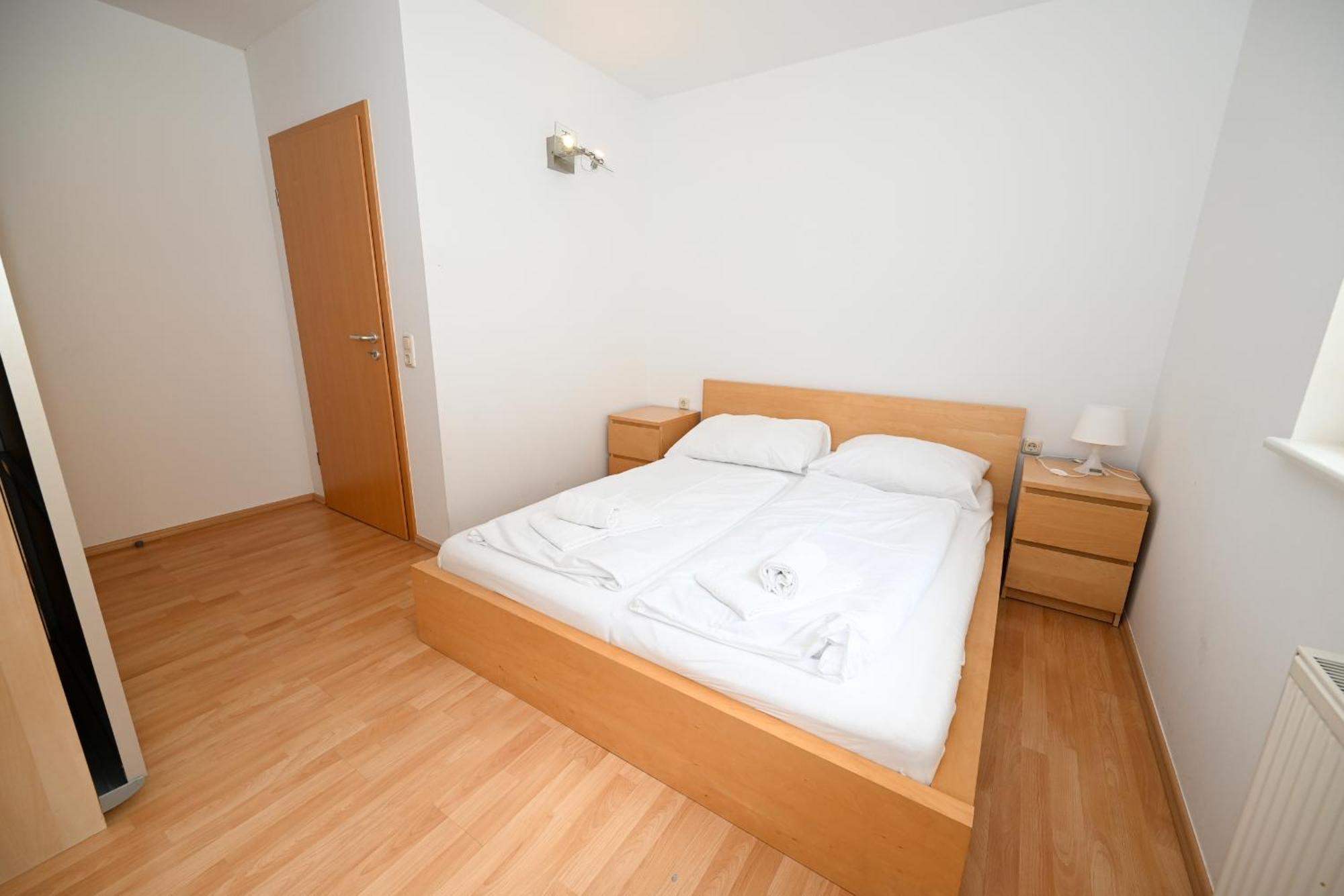 Appartementhaus Zell City By All In One Apartments เซลล์อัมเซ ภายนอก รูปภาพ