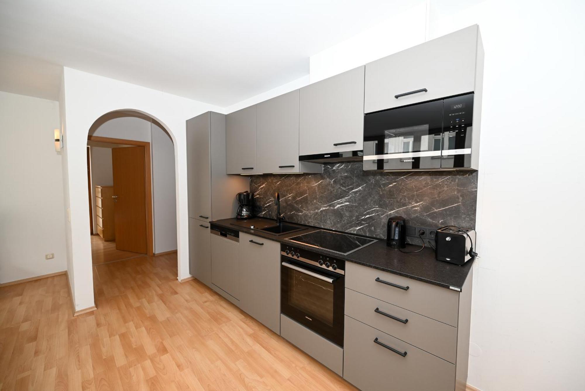 Appartementhaus Zell City By All In One Apartments เซลล์อัมเซ ภายนอก รูปภาพ