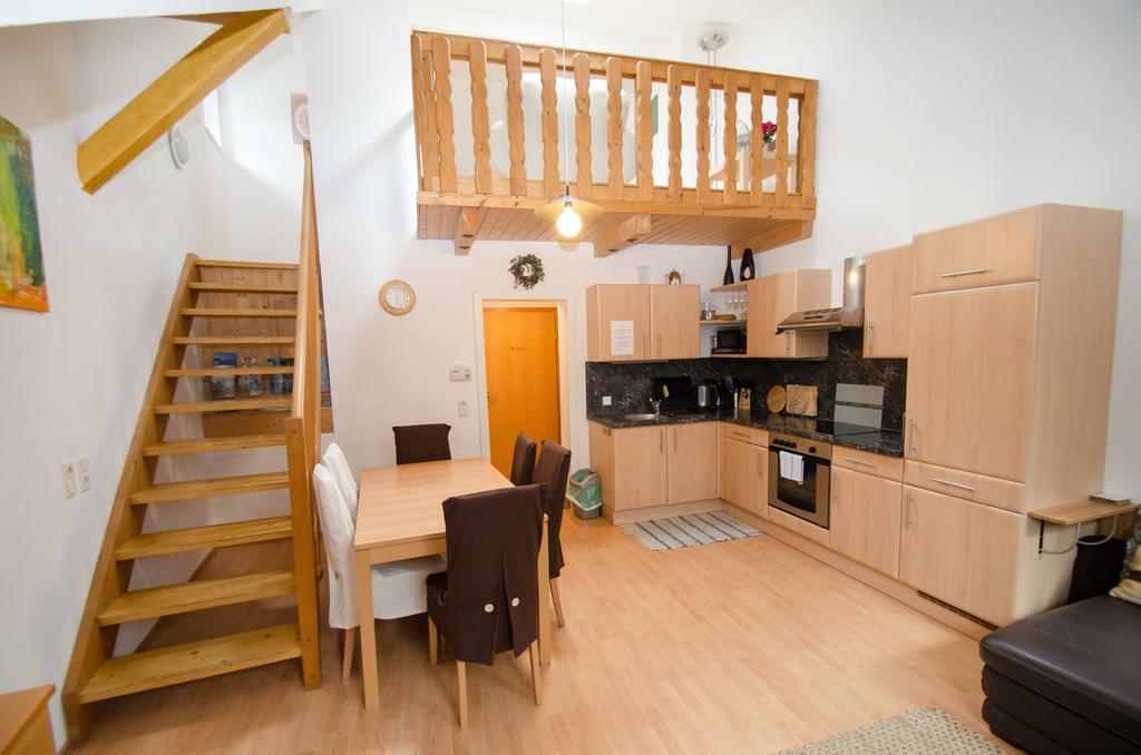 Appartementhaus Zell City By All In One Apartments เซลล์อัมเซ ภายนอก รูปภาพ
