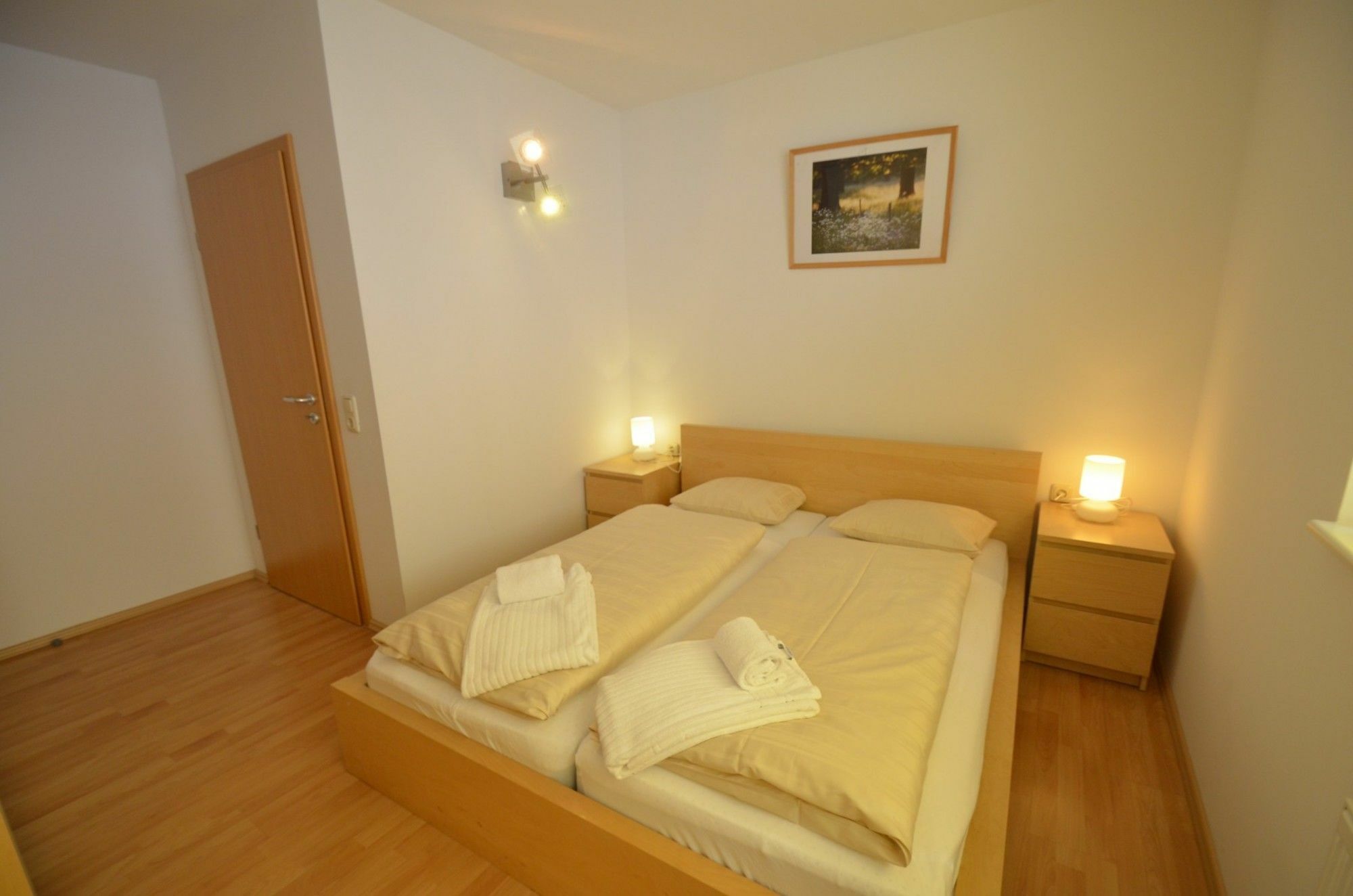 Appartementhaus Zell City By All In One Apartments เซลล์อัมเซ ภายนอก รูปภาพ